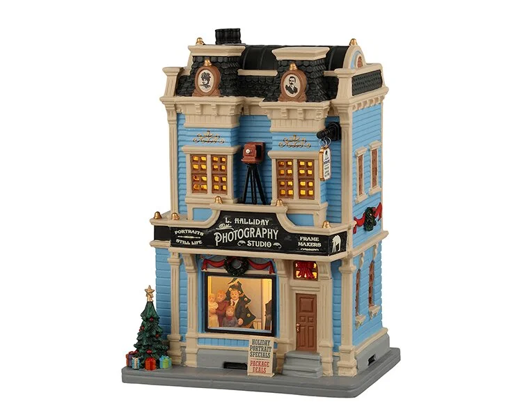 LEMAX L. HALLIDAY PHOTOGRAPHY STUDIO