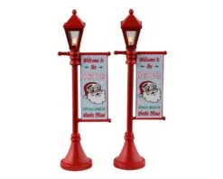 Lemax NORTH POLE LAMPPOST, SET OF 2, B/O (4.5V)
